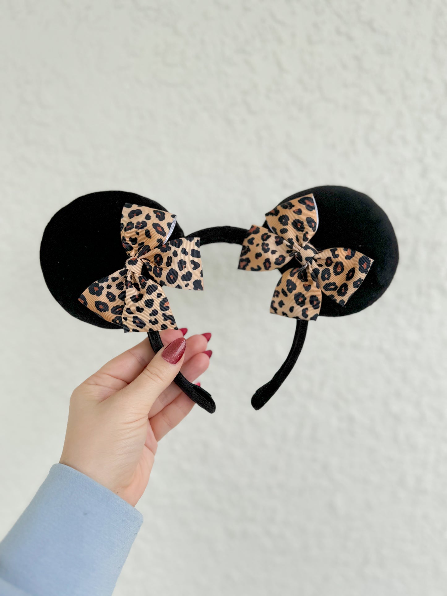 Additional Set of Leopard Bows